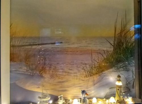 Gartenposter am Fenster mit Meerblick - Kundenfoto Marion