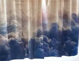 Gardinen Blauer Himmel mit weichen Wolken